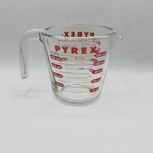 Vintage Old PYREX 1 cup 8 oz 250 ml Red Lettering Measuring Cup USA Metric glass